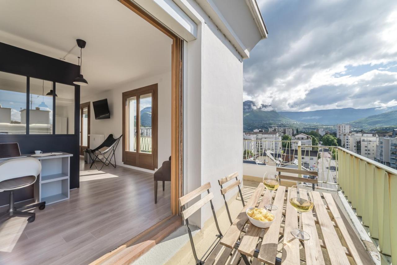 Ferienwohnung Vue Sensationnelle - Wifi Fibre - Arrivee Autonome Chambéry Exterior foto