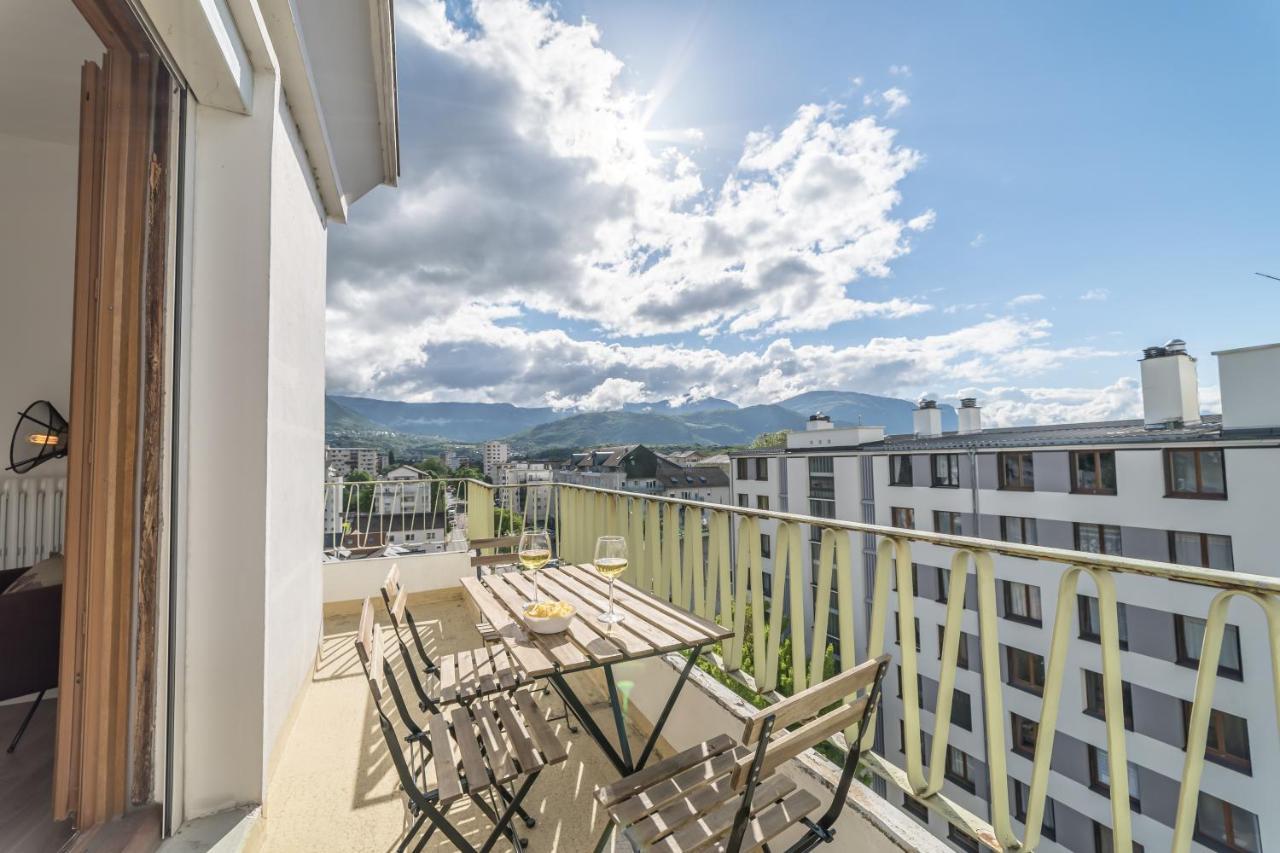 Ferienwohnung Vue Sensationnelle - Wifi Fibre - Arrivee Autonome Chambéry Exterior foto